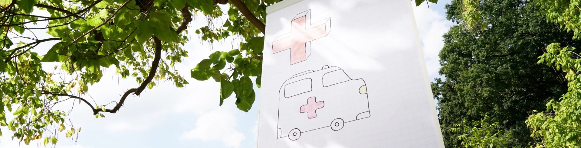 Altentpflege, Fuehrungsnachwuchs, Rettungswagen