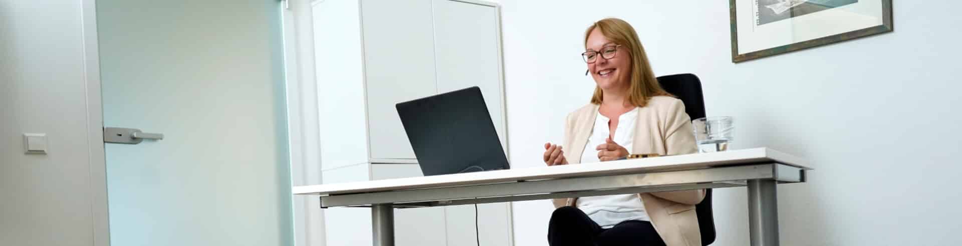 online-moderation, moderation lernen und sicher anwenden, Agentur für Freundlichkeit