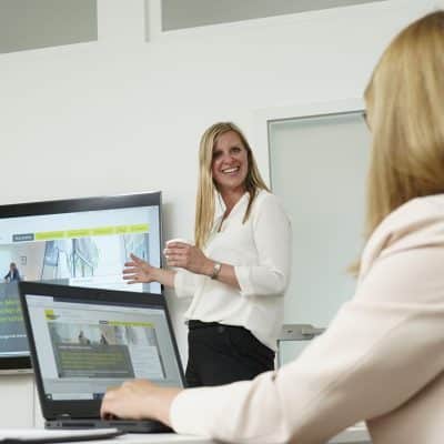 vortraege-unternehmensentwicklung-teamentwicklung-fuehrungskraefte Vorträge, Unternehmensentwicklung, Vor Publikum