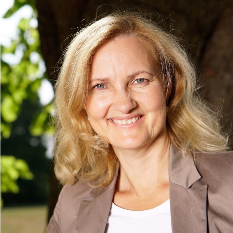 Tanja Baum, Freundlichkeit, Frauen Führung