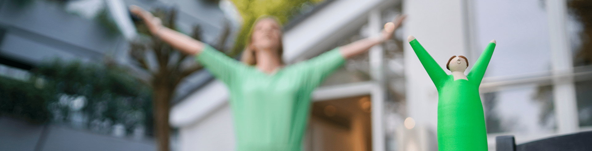 Psychologische Sicherheit am Arbeitsplatz, Resilienz am Arbeitsplatz, Arme ausstrecken